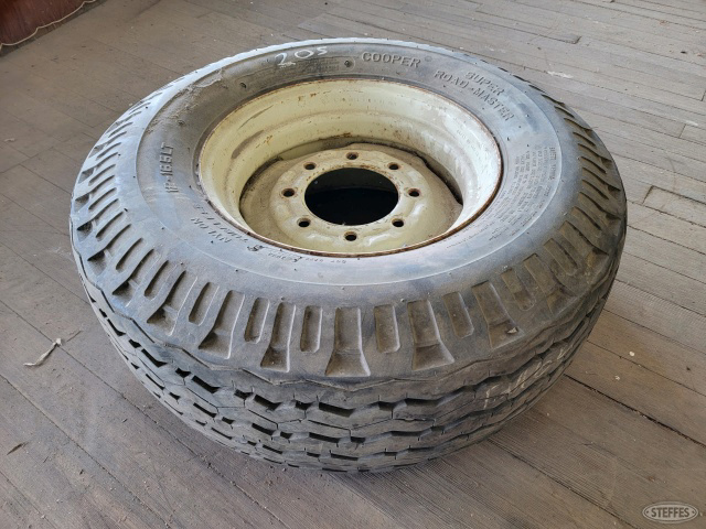 (1) 12-16.5LT truck tire